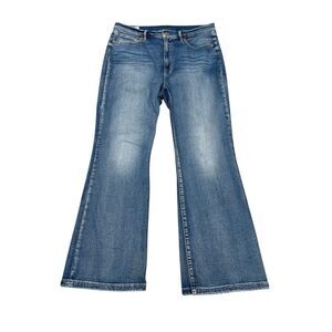 Gap Flare High Rise Jeans Medium Indigo Size 32/14S Short